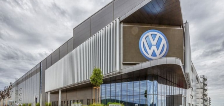 Volkswagen продає індійський завод (частину)