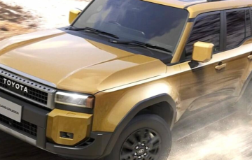 Бензиновий Land Cruiser 250 розлютив японських власників