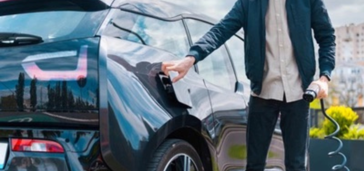 Tesla очолила ринок електромобілів України