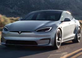 98% відкликань Tesla вирішили через OTA