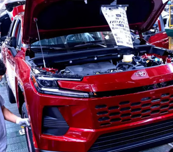 Toyota готує нову гібридну революцію