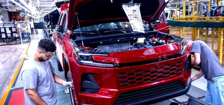 Toyota готує нову гібридну революцію