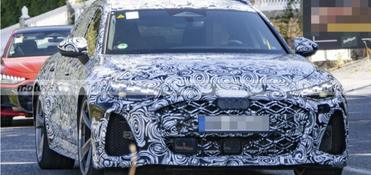 Audi тестує найпотужніший універсал в історії