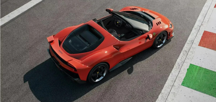 Шокуючий патент Ferrari на два керма