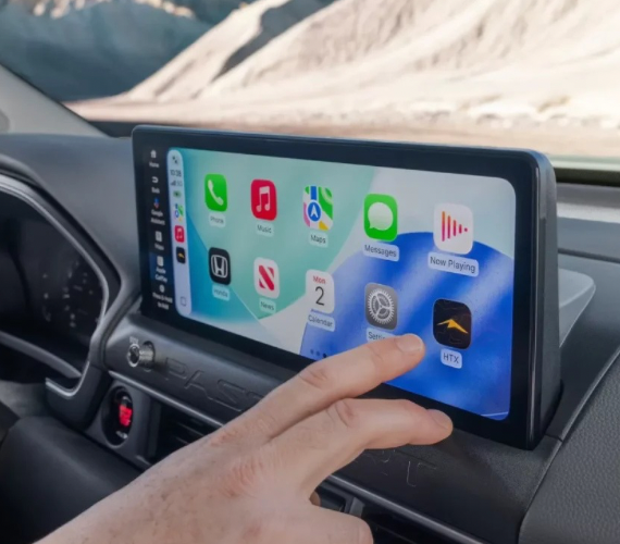Nissan та Honda перетворять авто на смартфон