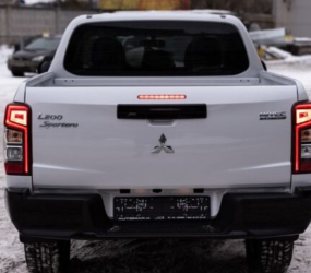 Mitsubishi L200 повертається в Європу