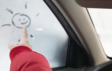 Швидкий лайфхак від запотівання вікон