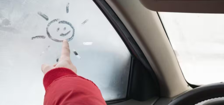 Швидкий лайфхак від запотівання вікон