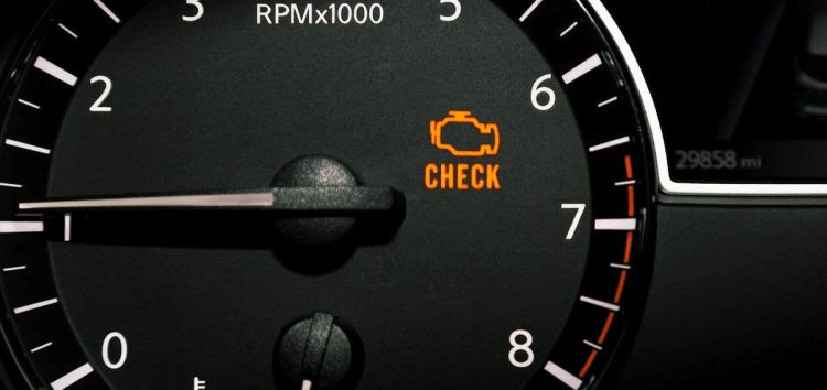 Загорівся Check Engine: як розшифрувати код помилки й не переплатити в сервіс